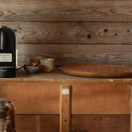 De L'r-mitage Οργανωμένο κάμπινγκ *