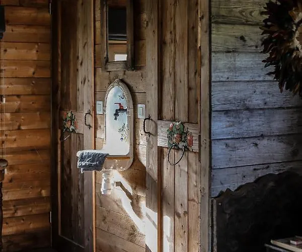 De L'r-mitage ラグジュアリーテント